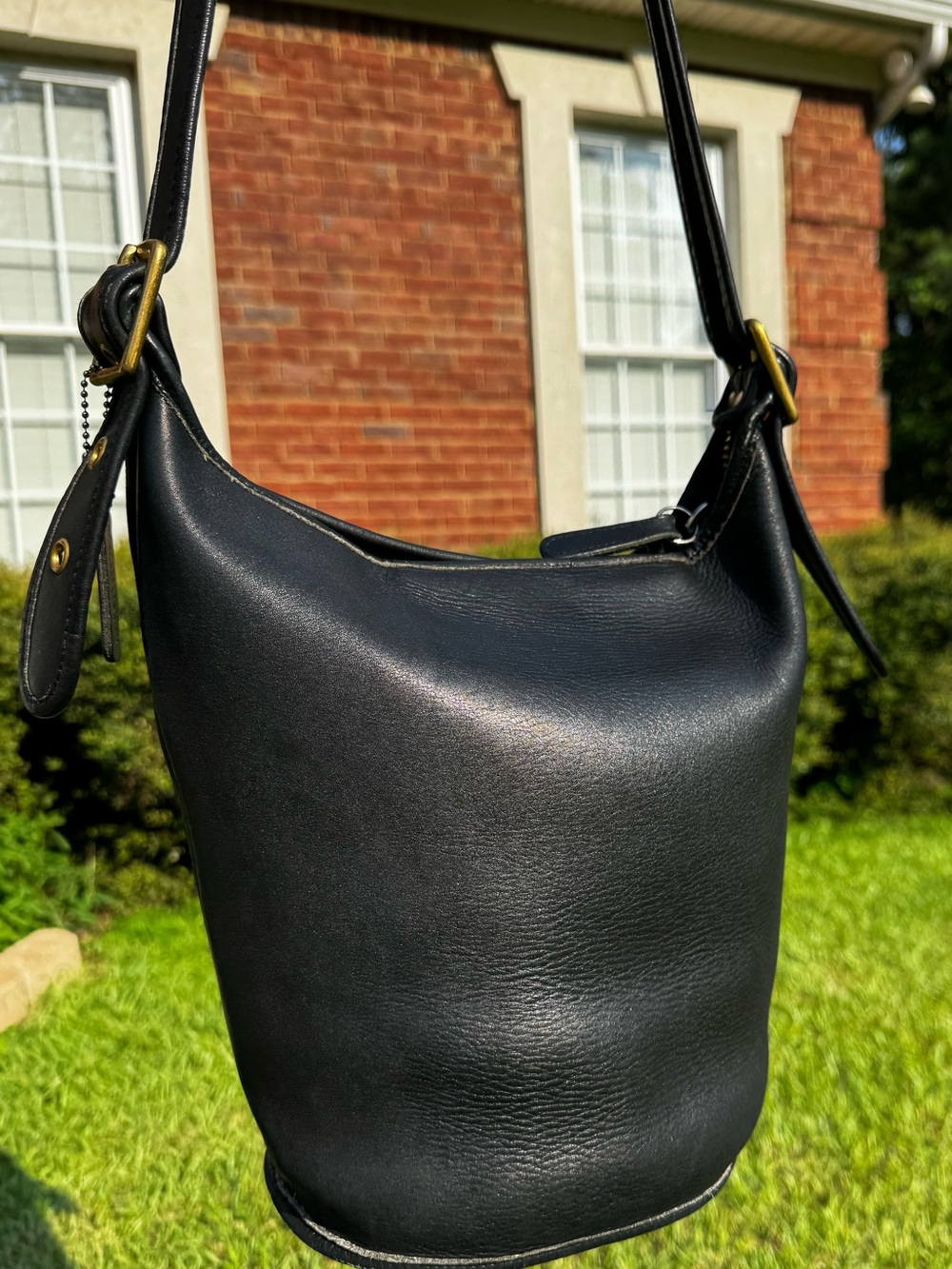 Vintage Coach Helen’s Legacy Duffle Bag 9953 - Black Leather Bucket bag